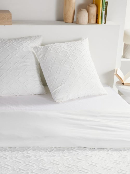 Parure de lit 2 personnes - 3 pièces - housse de couette + 2 taies d'oreiller - Kiabi Parure de lit 2 personnes - 3 pièces - housse de couette + 2 taies d'oreiller - Kiabi