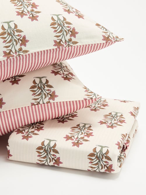 Parure de lit 2 personnes 240x220 cm en coton - Kiabi Parure de lit 2 personnes 240x220 cm en coton - Kiabi