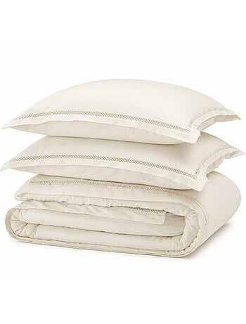 Parure de lit + 2 taies d’oreiller satin de coton 120 fils brodé autrefois