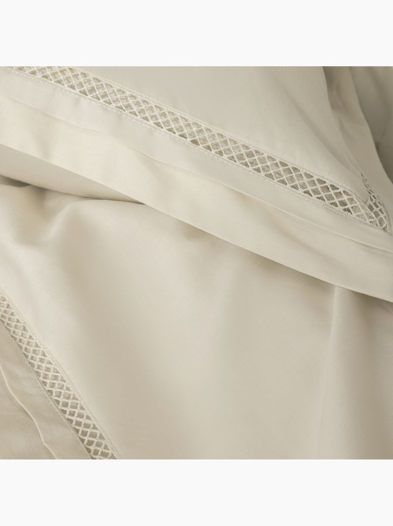 Parure de lit + 2 taies d’oreiller satin de coton 120 fils brodé autrefois Ivoire - Kiabi