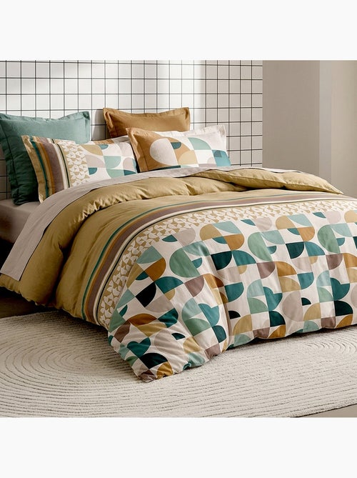 Parure de lit 260x240 cm coton motif géométrique rétro vert et camel, addict - Kiabi Parure de lit 260x240 cm coton motif géométrique rétro vert et camel, addict - Kiabi