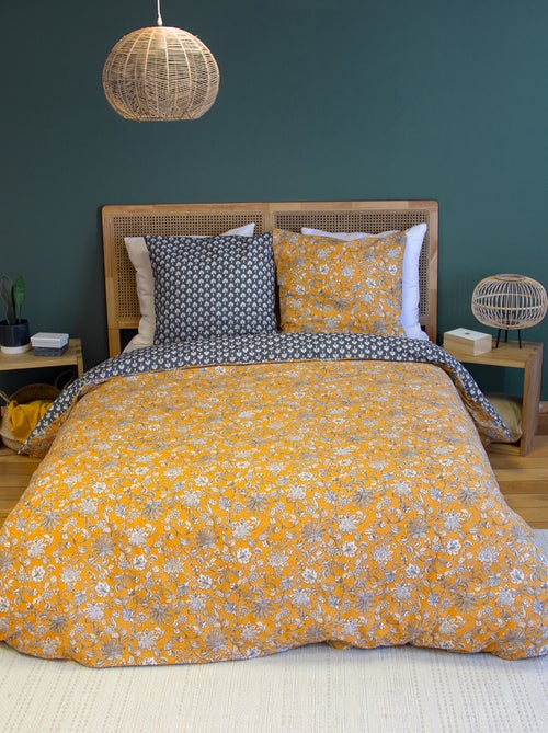 Parure de lit 3 pièces - 2 personnes - Housse de couette + 2 taies d'oreiller - Kiabi Parure de lit 3 pièces - 2 personnes - Housse de couette + 2 taies d'oreiller - Kiabi