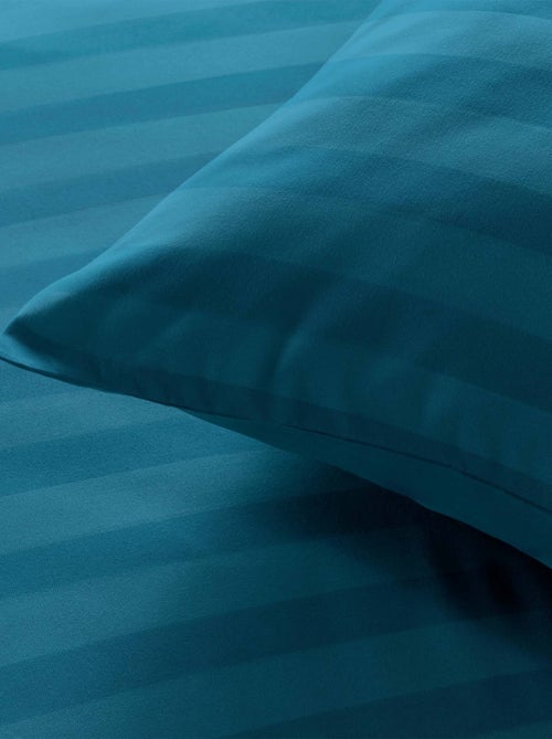 Parure de lit 3 Pièces Cleo Bleu Nuit - Kiabi Parure de lit 3 Pièces Cleo Bleu Nuit - Kiabi