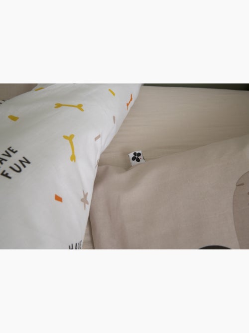 Parure de lit 3 pièces isidore – réversible – 100% coton 57 fils - Kiabi Parure de lit 3 pièces isidore – réversible – 100% coton 57 fils - Kiabi