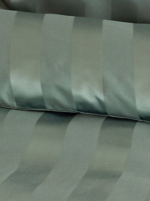 Parure de lit 3 pièces satin à fines rayures housse + taies - Kiabi