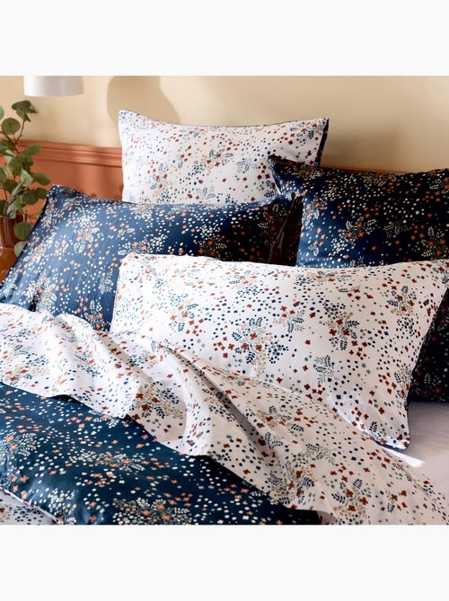 Parure de lit 3 pièces satin de coton 110 fils floral housse + taies - Kiabi Parure de lit 3 pièces satin de coton 110 fils floral housse + taies - Kiabi