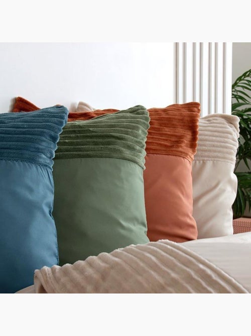 Parure de lit 3 pièces velours bande côtelé housse + taies - Kiabi