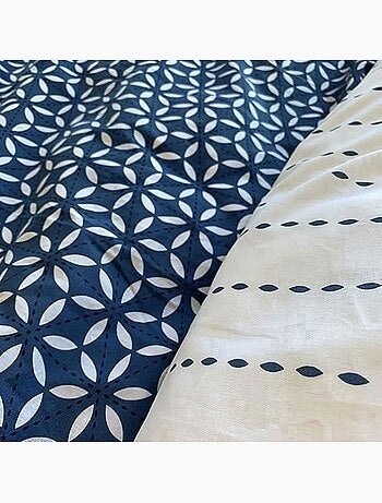 Parure de lit avec housse de couette 220x240 cm + 2 taies d'oreiller 63x63cm holy
