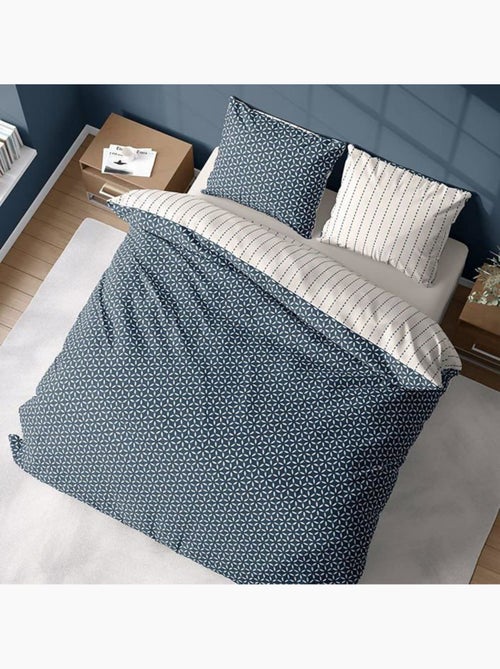 Parure de lit avec housse de couette 220x240 cm + 2 taies d'oreiller 63x63cm holy - Kiabi Parure de lit avec housse de couette 220x240 cm + 2 taies d'oreiller 63x63cm holy - Kiabi