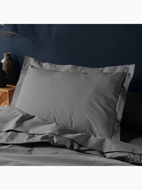 Parure de Lit Complète - 100% Coton 57 Fils - Drap-Housse + 4 Taies - Kiabi Parure de Lit Complète - 100% Coton 57 Fils - Drap-Housse + 4 Taies - Kiabi