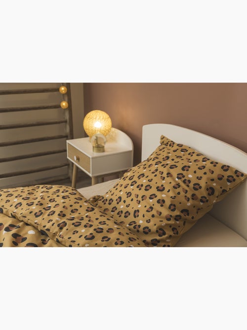 Parure de lit Coton imprimé TIGRE – Housse de couette + 2 taies d’oreiller - Kiabi Parure de lit Coton imprimé TIGRE – Housse de couette + 2 taies d’oreiller - Kiabi
