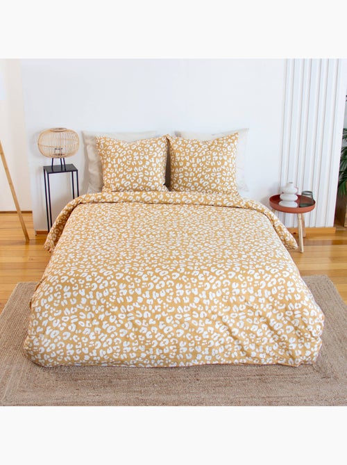 Parure de lit coton réversible 2 places imprimé léopard jaune Juliette - Kiabi Parure de lit coton réversible 2 places imprimé léopard jaune Juliette - Kiabi