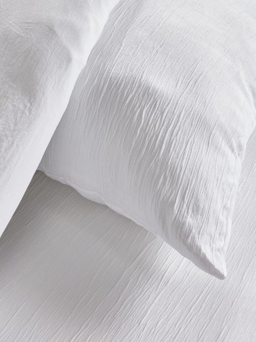 Parure de lit effet crépon unie ESSENTIAL - Kiabi Parure de lit effet crépon unie ESSENTIAL - Kiabi