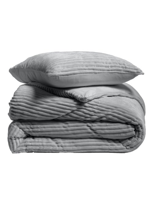 Parure de lit en flanelle relief unie avec fermeture zipp?e - Kiabi Parure de lit en flanelle relief unie avec fermeture zipp?e - Kiabi