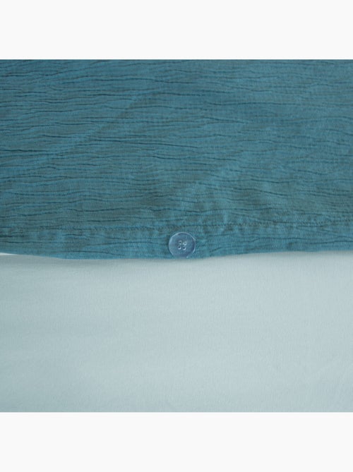 Parure de lit en mirofibre lavée et gaufrée unie, CELESTE - Kiabi Parure de lit en mirofibre lavée et gaufrée unie, CELESTE - Kiabi