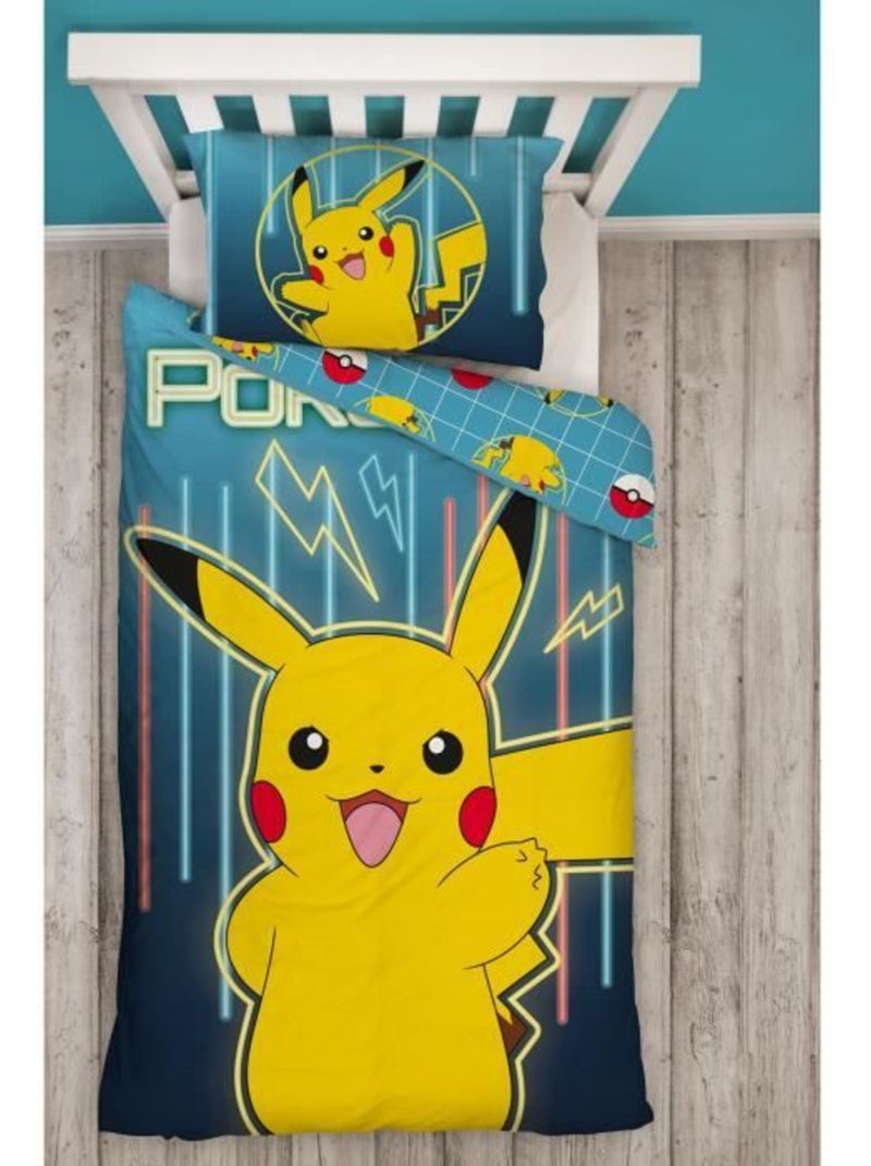 Parure de Lit Enfant Pok?mon, Microfibre Oeko-Tex, Imprim?e R?versible, Lit 1 place, PIKACHU LASER Bleu - Kiabi