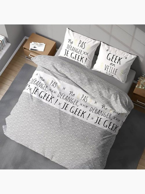Parure de lit geek coton gris - 3 pièces - 220x240 cm - Kiabi Parure de lit geek coton gris - 3 pièces - 220x240 cm - Kiabi