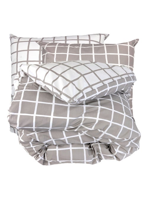 Parure de lit percale DDM MAX Taie 65x65 cm - Kiabi Parure de lit percale DDM MAX Taie 65x65 cm - Kiabi