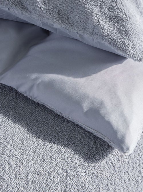 Parure de lit polaire teddy BIEN AU CHAUD - Kiabi Parure de lit polaire teddy BIEN AU CHAUD - Kiabi