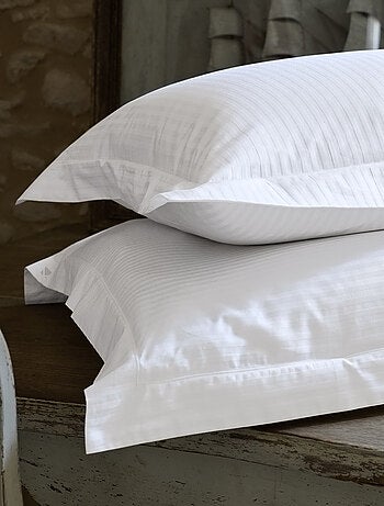 Parure de lit satin de coton CONCERTO Taie 65x65 cm A rayures