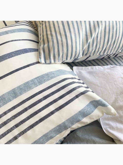 Parure housse de couette 100 % coton calanque - Kiabi Parure housse de couette 100 % coton calanque - Kiabi