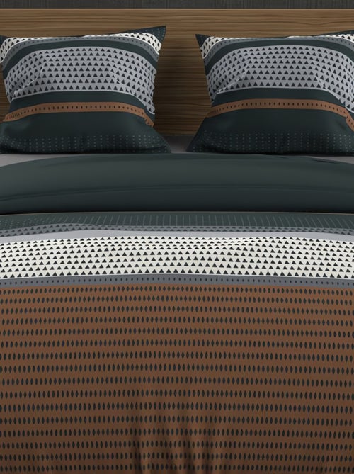 Parure housse de couette coton 57 fils THALES, par Soleil d'ocre avec 2 taies d'oreiller - Kiabi Parure housse de couette coton 57 fils THALES, par Soleil d'ocre avec 2 taies d'oreiller - Kiabi