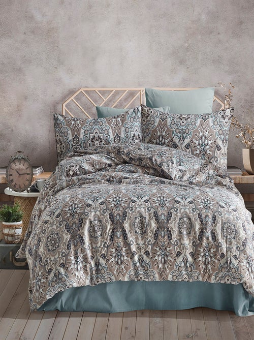 Parure housse de couette et taie(s) oreiller 100% Satin de Coton - Kiabi Parure housse de couette et taie(s) oreiller 100% Satin de Coton - Kiabi