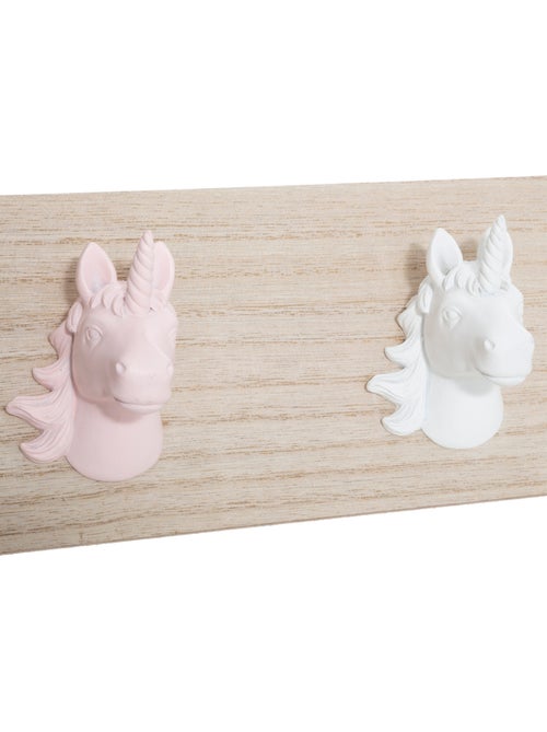 Patère enfant 5 crochets forme licorne IWA - Kiabi Patère enfant 5 crochets forme licorne IWA - Kiabi