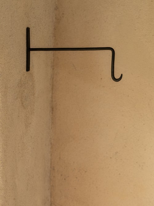 Patère Potence pour luminaire ou plante crochet - Kiabi Patère Potence pour luminaire ou plante crochet - Kiabi