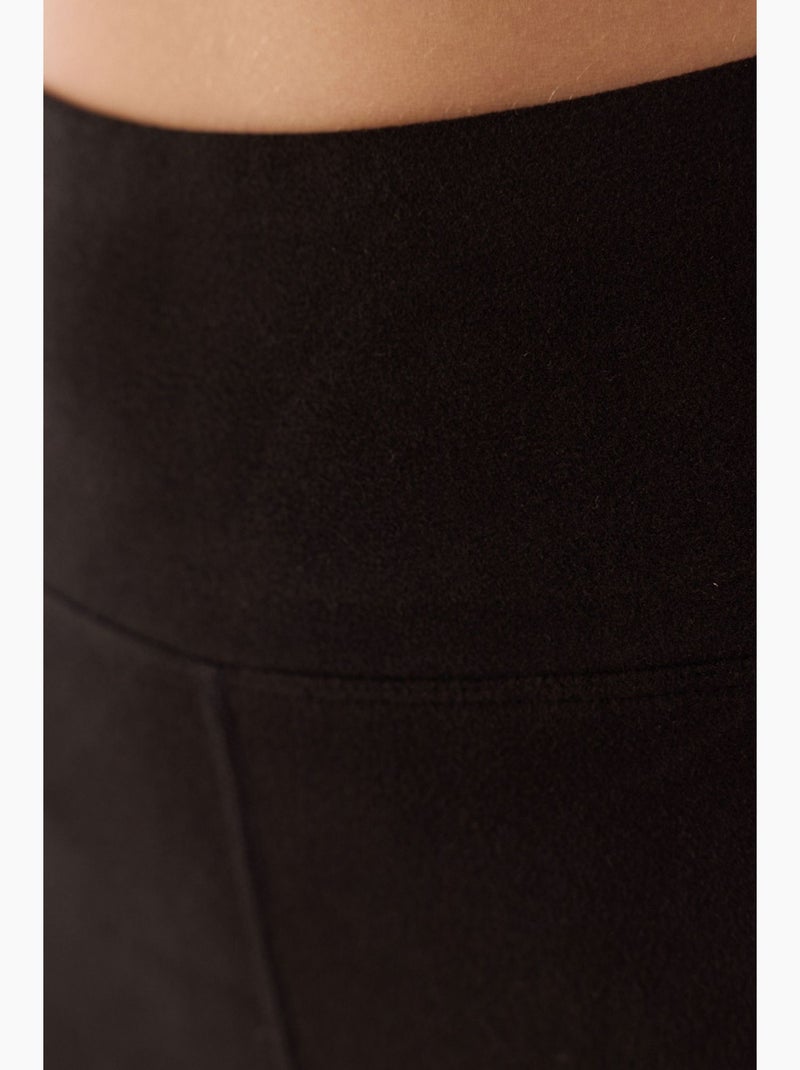 Peachy legging à taille haute et jambe évasée penti Noir - Kiabi