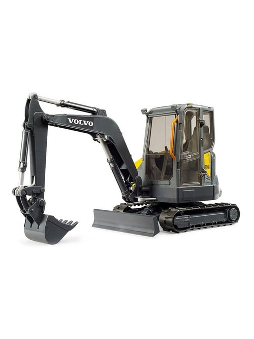 Pelleteuse compacte Volvo ECR40 - Kiabi