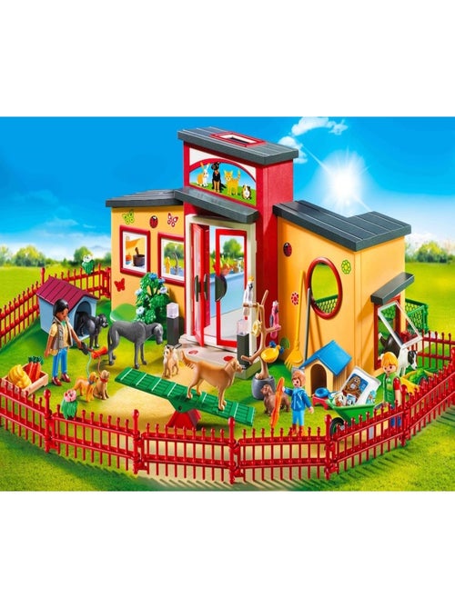 Pension des animaux avec soigneurs et enfant - Kiabi