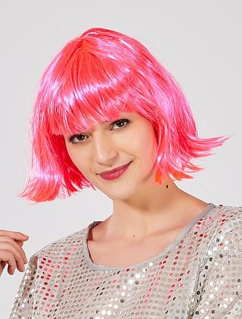 Perruque courte avec frange