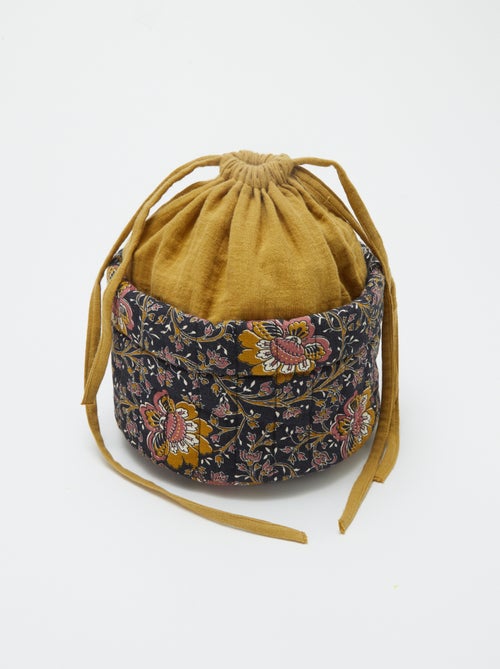 Petit panier de rangement 12 x 22 cm - Kiabi Home - Kiabi Petit panier de rangement 12 x 22 cm - Kiabi Home - Kiabi