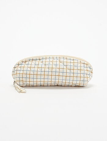 Petite trousse en textile matelassé