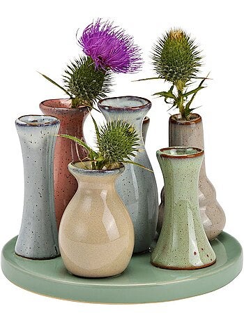 Petits Vases sur un plateau en ceramique
