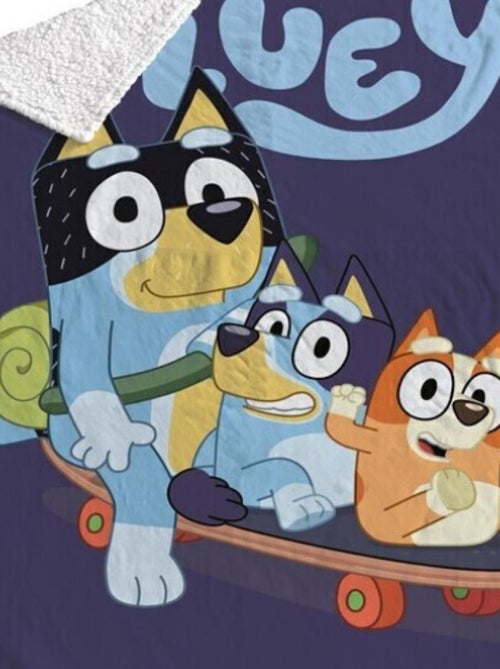 Plaid - Bluey Sur Un Skateboard - 120 cm x 150 cm - Kiabi