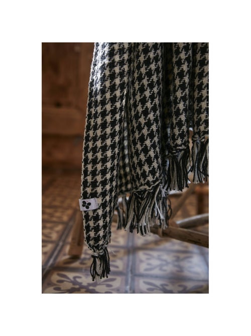 Plaid - L'effet papillon - 100% PET (Polyéthylène téréphtalate) - Kiabi Plaid - L'effet papillon - 100% PET (Polyéthylène téréphtalate) - Kiabi