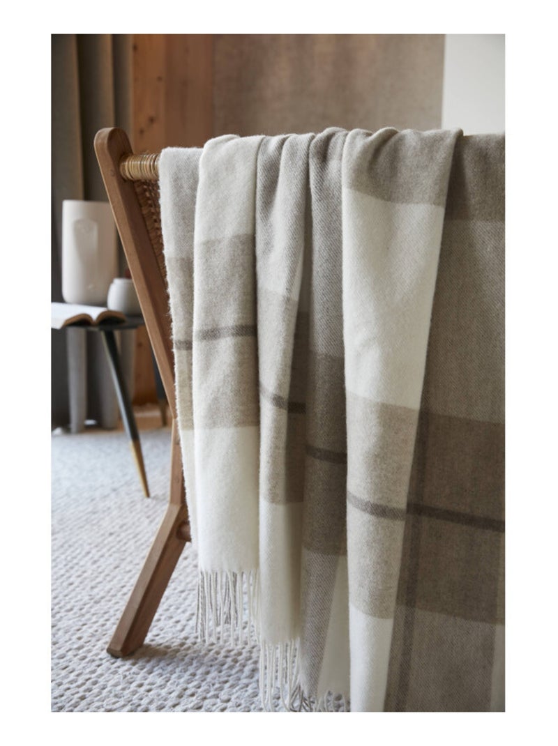 Plaid - L'effet papillon - 100% Pure laine vierge Multicolore - Kiabi