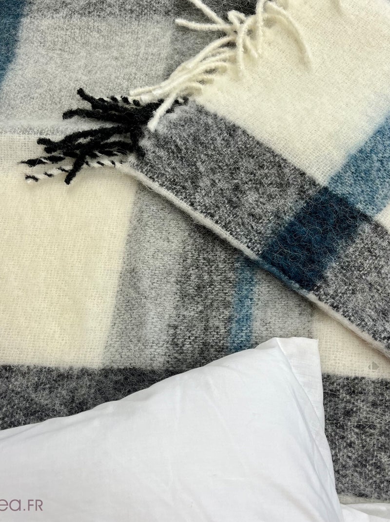 Plaid 130x180 ISEO alpaga, laine, mohair, polyamide Bleu pétrole - Kiabi