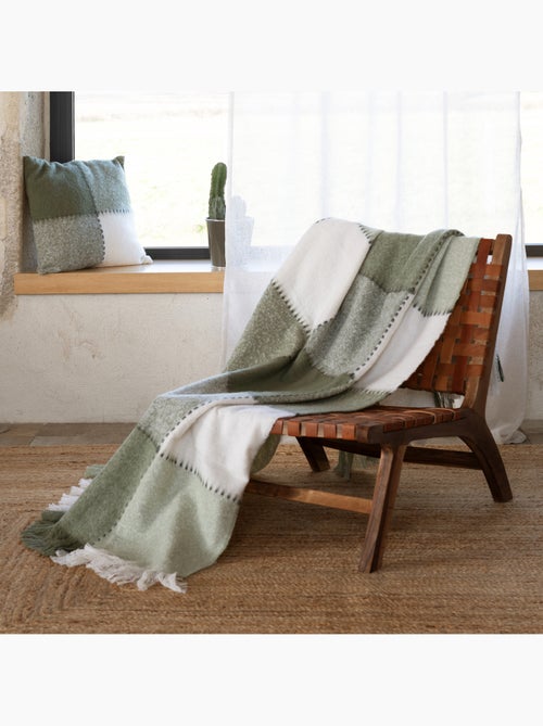 Plaid à carreaux aspect mohair - Kiabi Plaid à carreaux aspect mohair - Kiabi