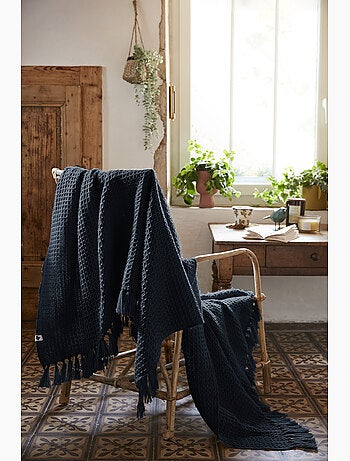 Plaid à frange - en fibres recyclées - doux et chaud — Gabin