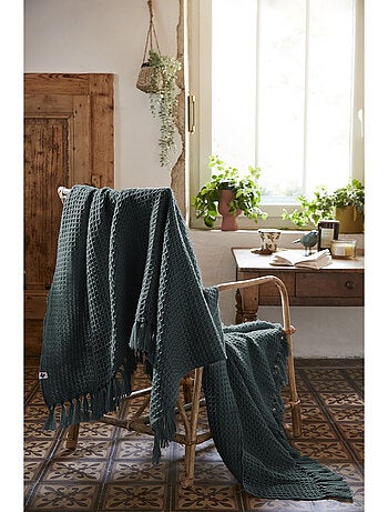 Plaid à frange - en fibres recyclées - doux et chaud — Gabin