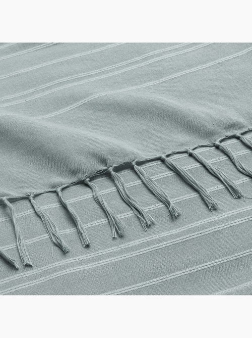 Plaid a franges Collection Lilia - Kiabi Plaid a franges Collection Lilia - Kiabi