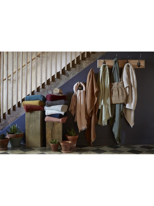 Plaid à franges – double gaze de coton – gaïa - Kiabi Plaid à franges – double gaze de coton – gaïa - Kiabi