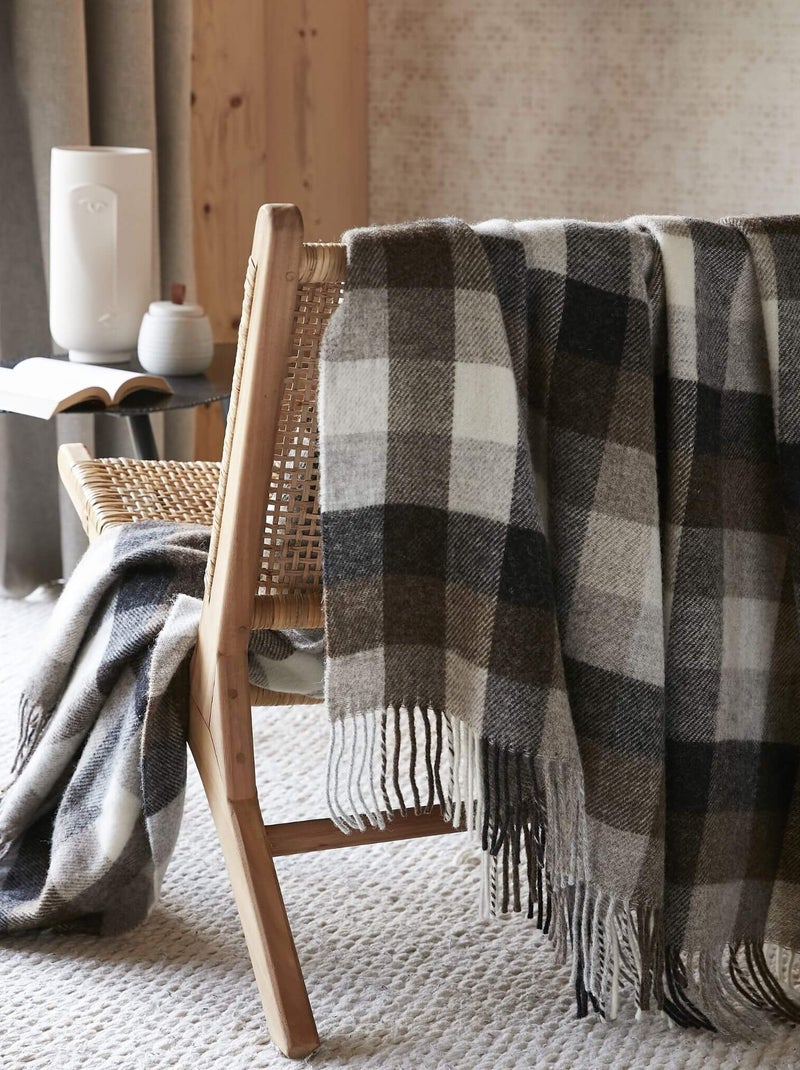 Plaid à franges en laine à carreaux - Terre de Nuit Gris - Kiabi