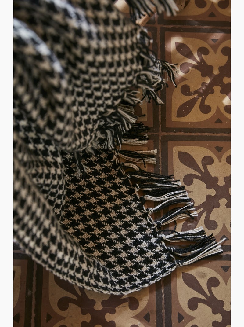 Plaid a franges Gaspard Noir - Kiabi