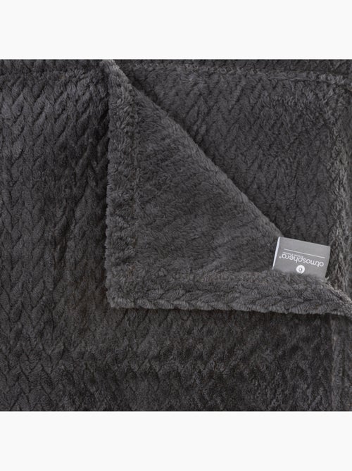 Plaid aspect flanelle tressée TRESSE - Kiabi Plaid aspect flanelle tressée TRESSE - Kiabi