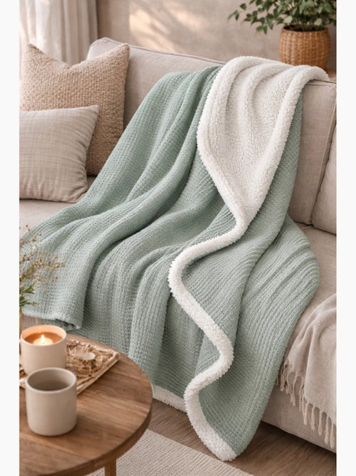 Plaid bi matière gaze de coton 130x170 cm - 130x170 / vert amande - Kiabi Plaid bi matière gaze de coton 130x170 cm - 130x170 / vert amande - Kiabi