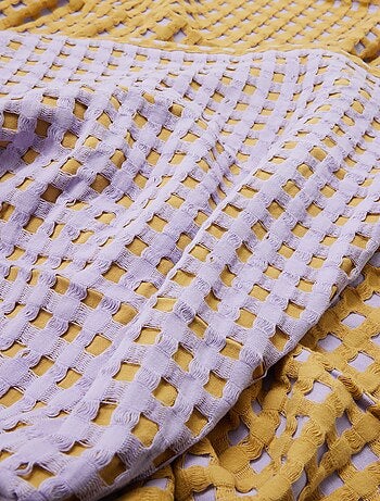 Plaid bicolore avec design gaufré (180 x 200 cm)